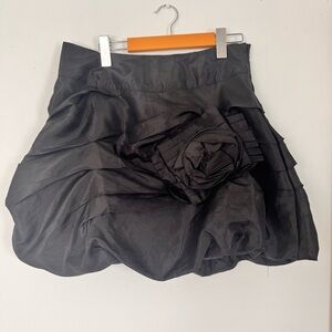 Elegant Black Women's mini balloon Skirt with flower